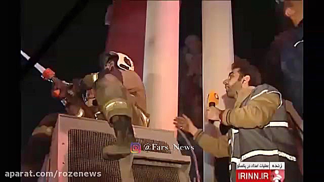 جدیت آتش نشان های فداکار در آوار برداری پاساژ پلاسکو